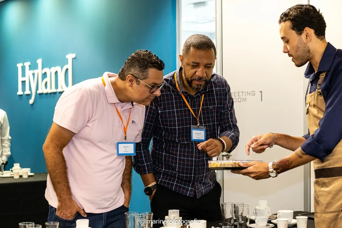 Café corporativo com a Hyland