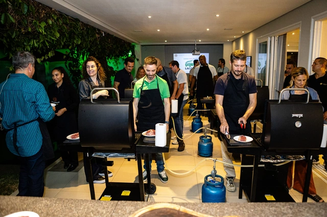 Case Lacoste em evento Grill Experience