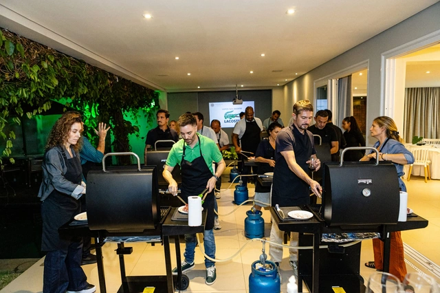 Case Lacoste em evento Grill Experience