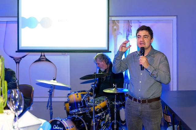 Case Pipefy em Brunch Exclusivo de Team Building - © 2023 Luís França - luisfranca.46graus.com - Direitos reservados.