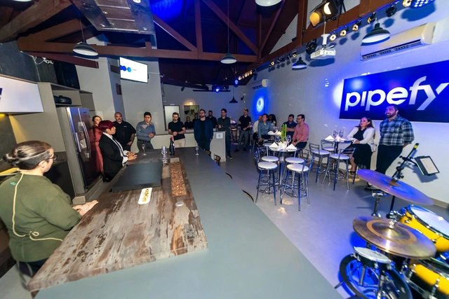 Case Pipefy em Brunch Exclusivo de Team Building - © 2023 Luís França - luisfranca.46graus.com - Direitos reservados.