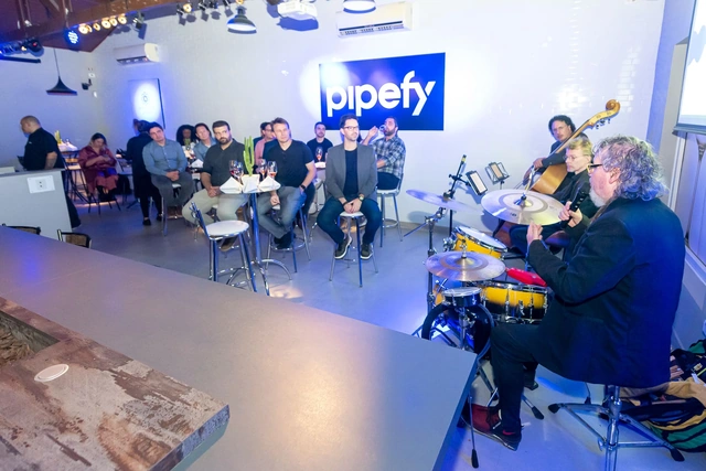 Case Pipefy em Brunch Exclusivo de Team Building - © 2023 Luís França - luisfranca.46graus.com - Direitos reservados.