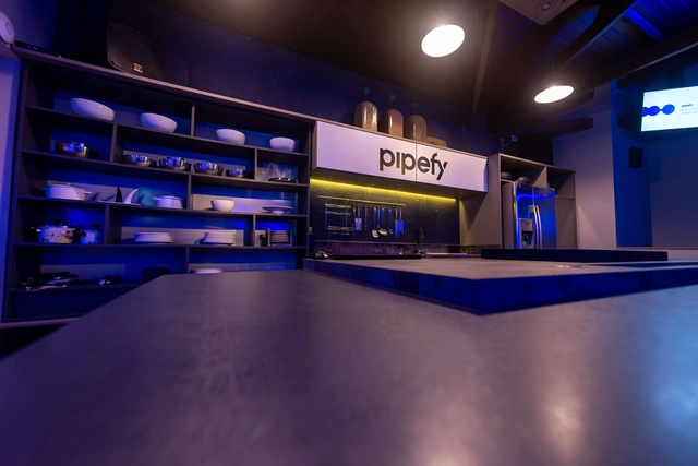 Case Pipefy em Brunch Exclusivo de Team Building - © 2023 Luís França - luisfranca.46graus.com - Direitos reservados.