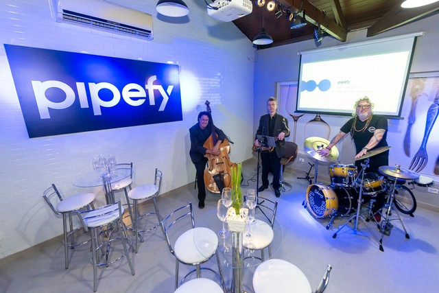 Case Pipefy em Brunch Exclusivo de Team Building - © 2023 Luís França - luisfranca.46graus.com - Direitos reservados.