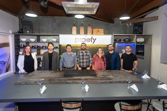 Case Pipefy em Brunch Exclusivo de Team Building - © 2023 Luís França - luisfranca.46graus.com - Direitos reservados.