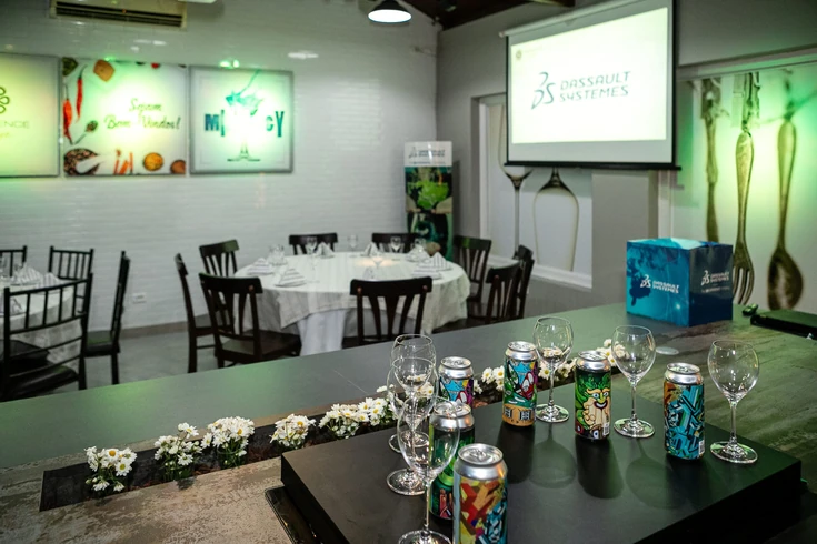 Espaço Lounge Gourmet, local para jantares corporativos aliando gastronomia de excelência.