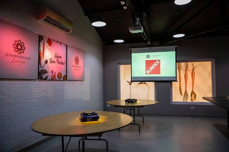 Espaço Lounge Gourmet, local para jantares corporativos aliando gastronomia de excelência.