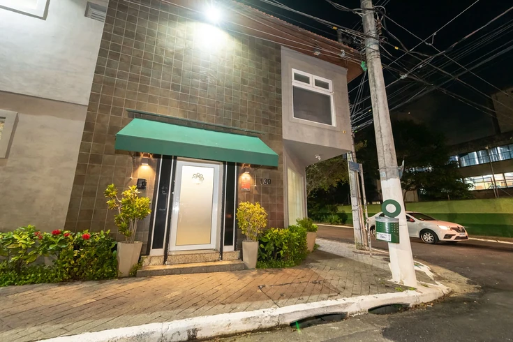 Espaço Lounge Gourmet, local para jantares corporativos aliando gastronomia de excelência.