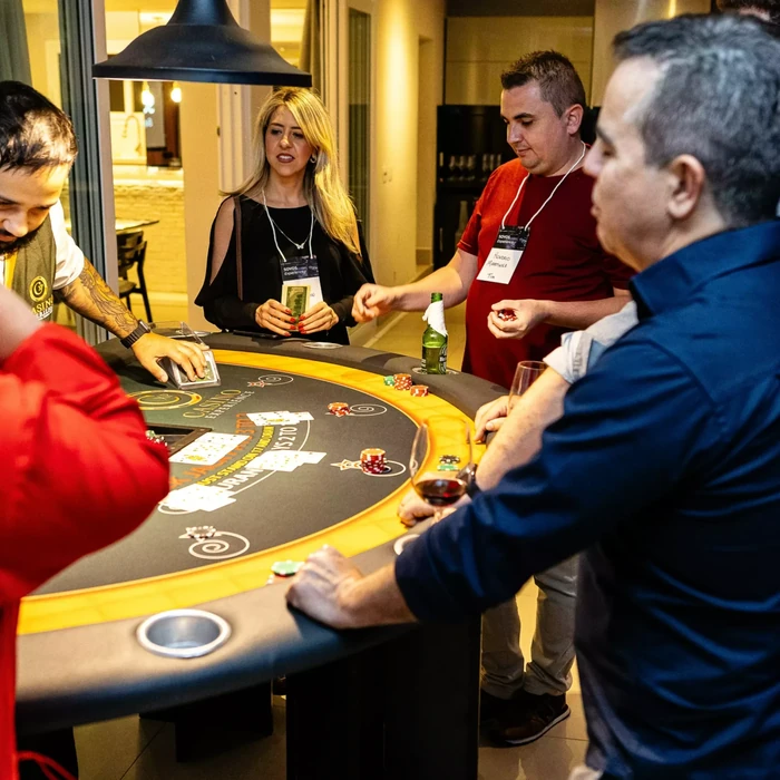 Atividade de Relacionamento - Cassino experience