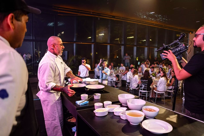 Team Building com Henrique Fogaça